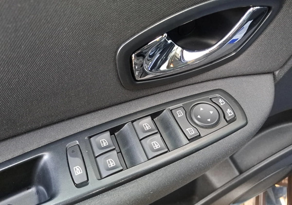 Renault Grand Scenic cena 32999 przebieg: 199000, rok produkcji 2015 z Cedynia małe 137